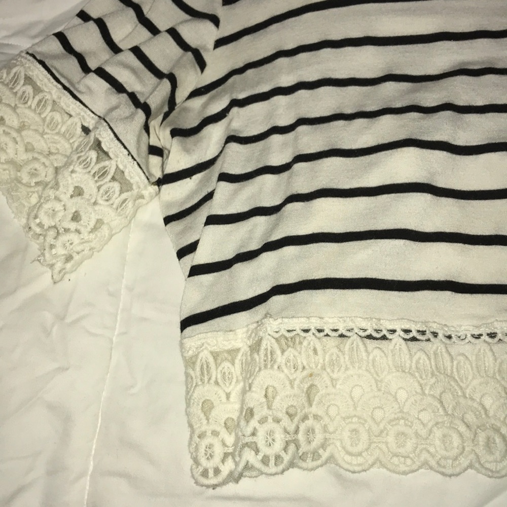 Crop top - Picture 3 of 3